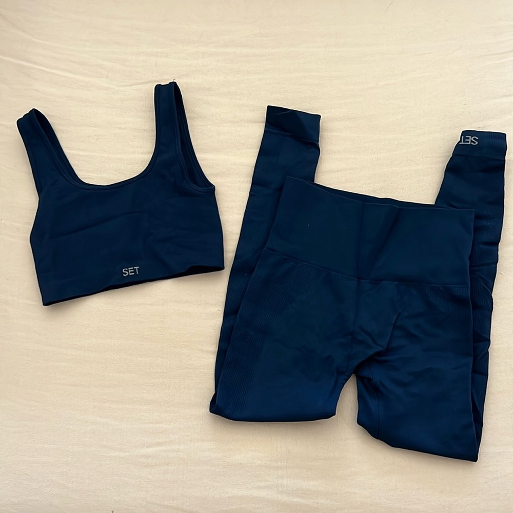 Set Active Bra and Leggings Set 🧿 Both Size XS